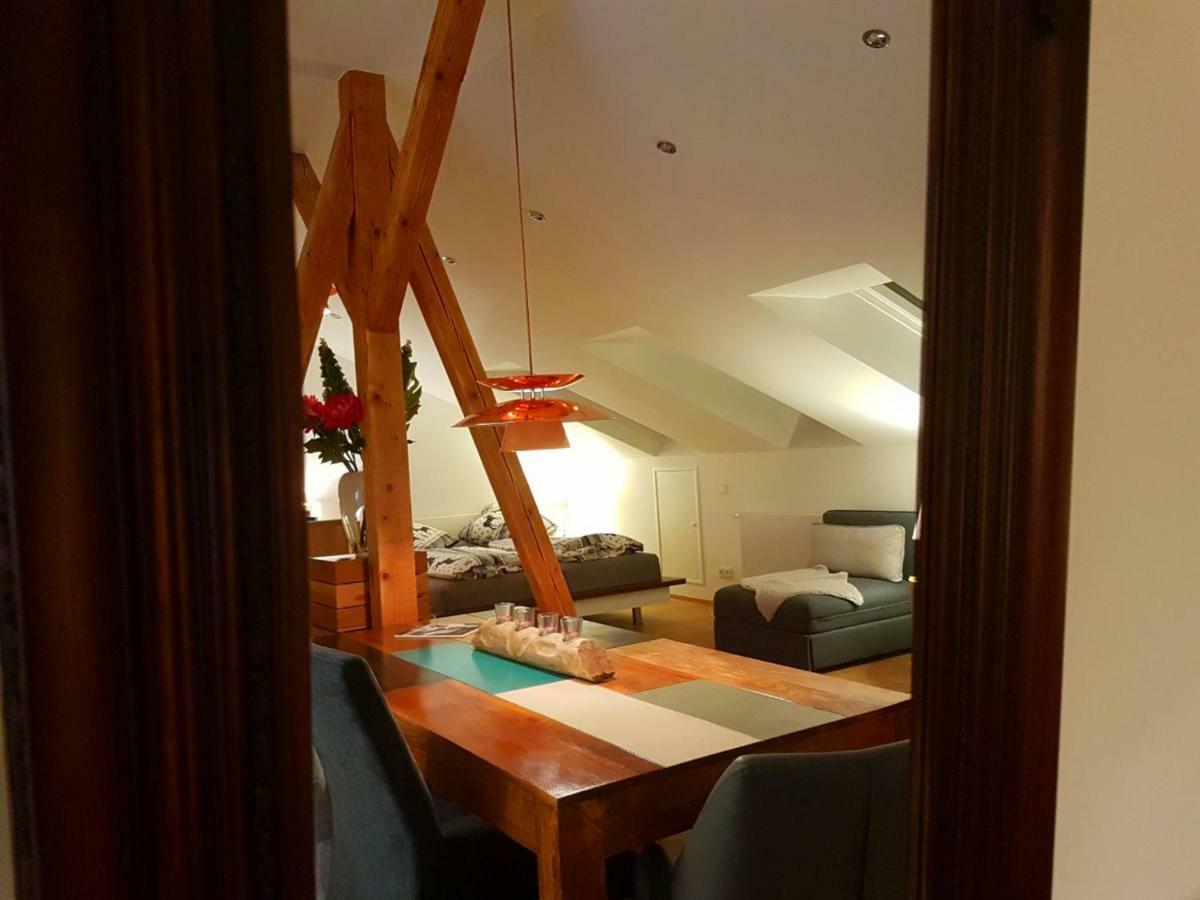 Cozy Rooftop Next To The English Garden, 60qm Apartment München